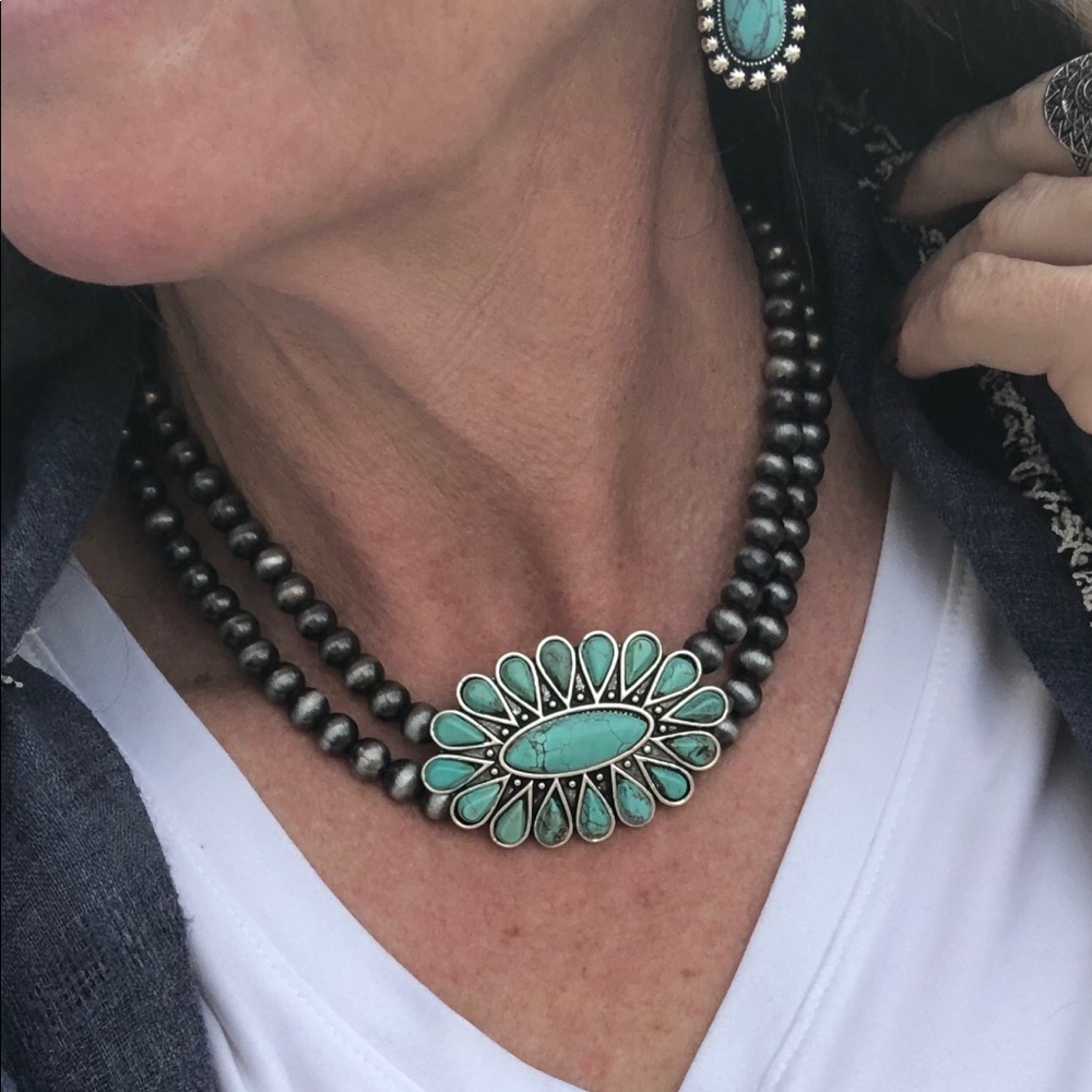 Turquoise floral pendant with Navajo pearl choker